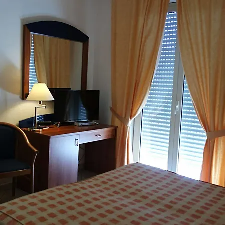 Sait & Bb Hotell 3*