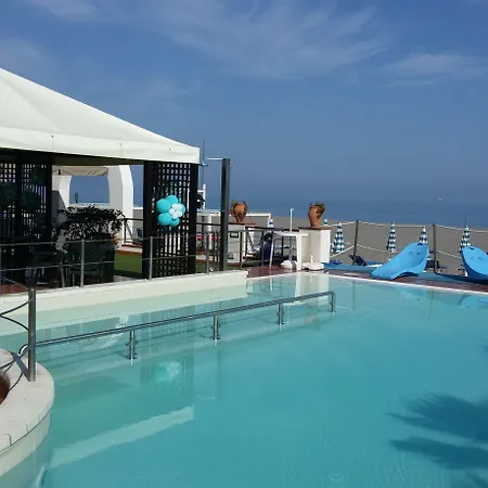 Otel Sait & Bb 3*